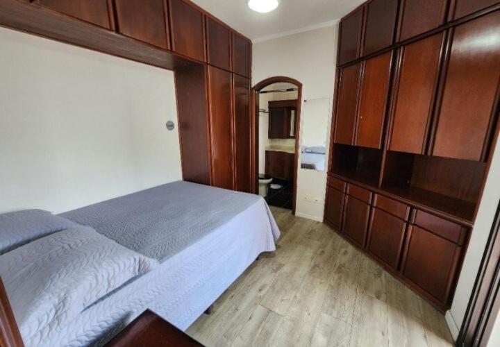 Flat No Hotel Cosmopolitan Com Estacionamento Gratis E Piscina Santos  Eksteriør billede