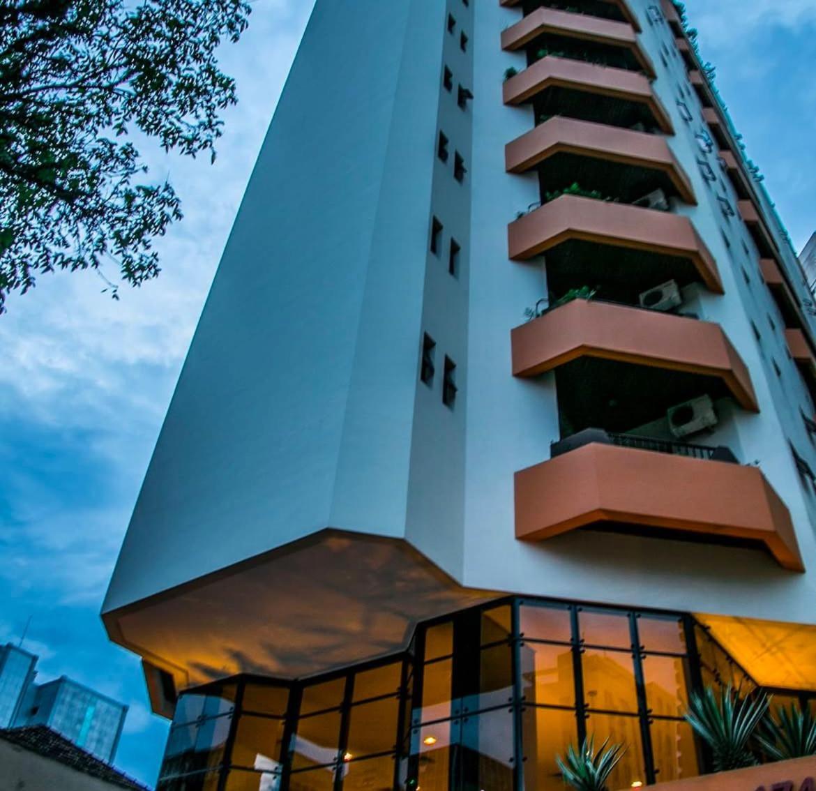 Flat No Hotel Cosmopolitan Com Estacionamento Gratis E Piscina Santos  Eksteriør billede